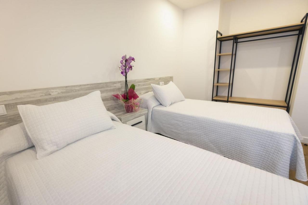 Apartamentos Centro リャネス エクステリア 写真