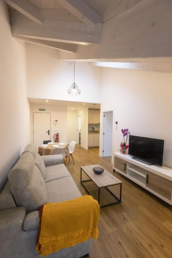 Apartamentos Centro リャネス エクステリア 写真